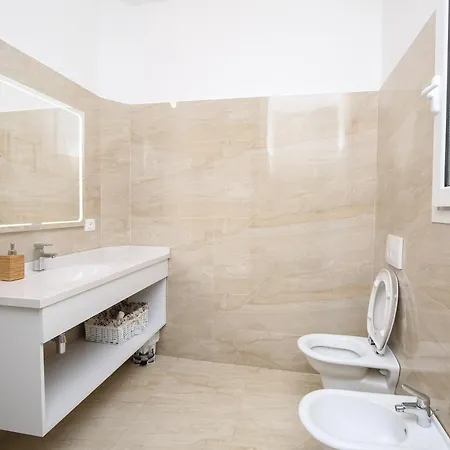 Nikaj Premium Appartement *