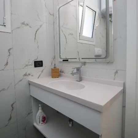 Nikaj Premium Lägenhet *
